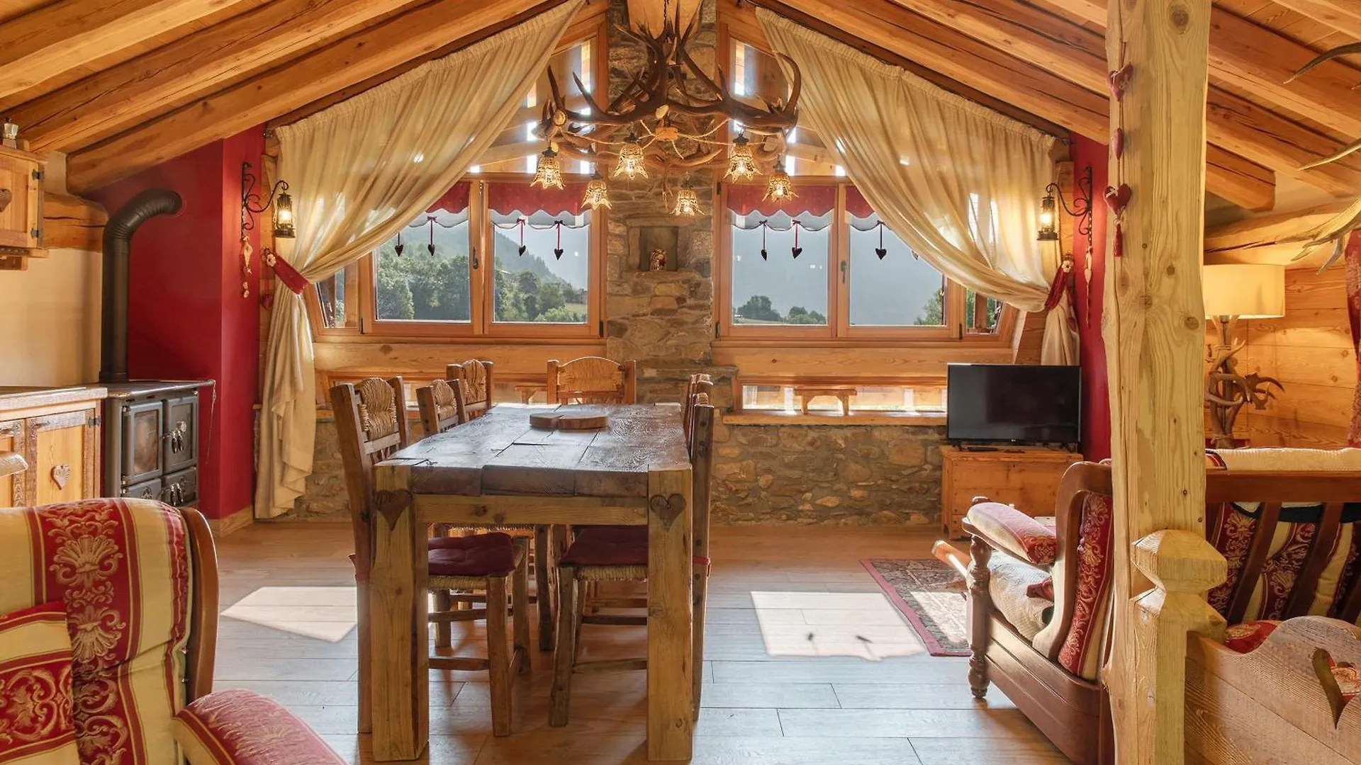 Chalet Cuore Selvatico Monno 0*,