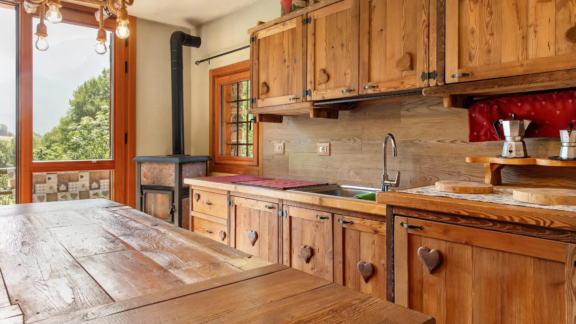 Chalet Cuore Selvatico Monno 0*,