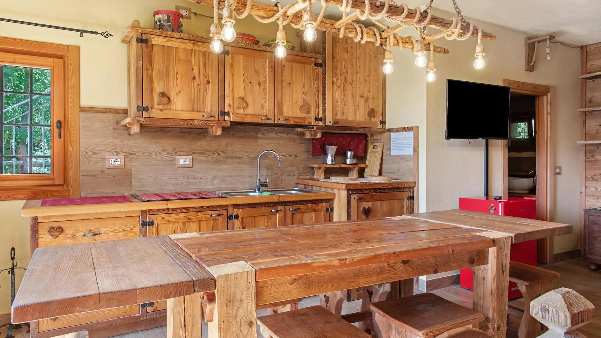 Chalet Cuore Selvatico Monno Italien